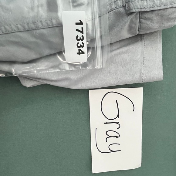 Southern Shirt‎ Shorts Mens Size 34 Gray Chino Khaki Flat Front Casual Preppy - Picture 10 of 10